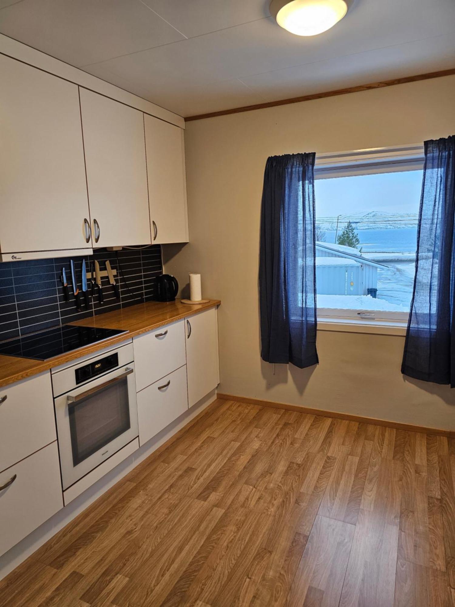 Tonsvik Enebolig Villa ทรอมโซ ภายนอก รูปภาพ