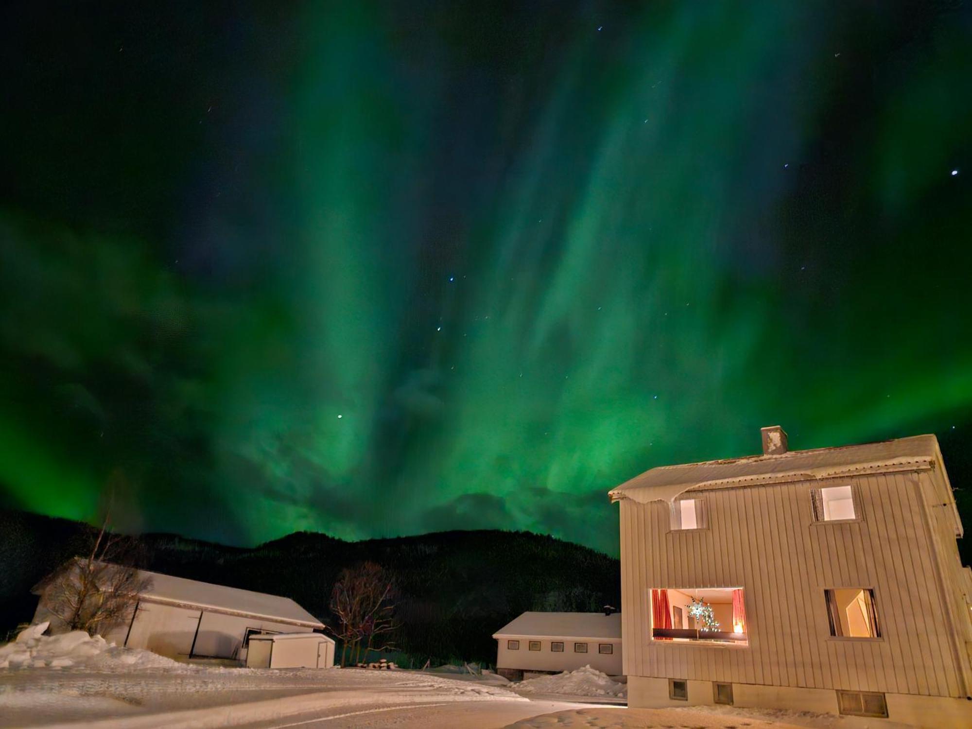 Tonsvik Enebolig Villa ทรอมโซ ภายนอก รูปภาพ